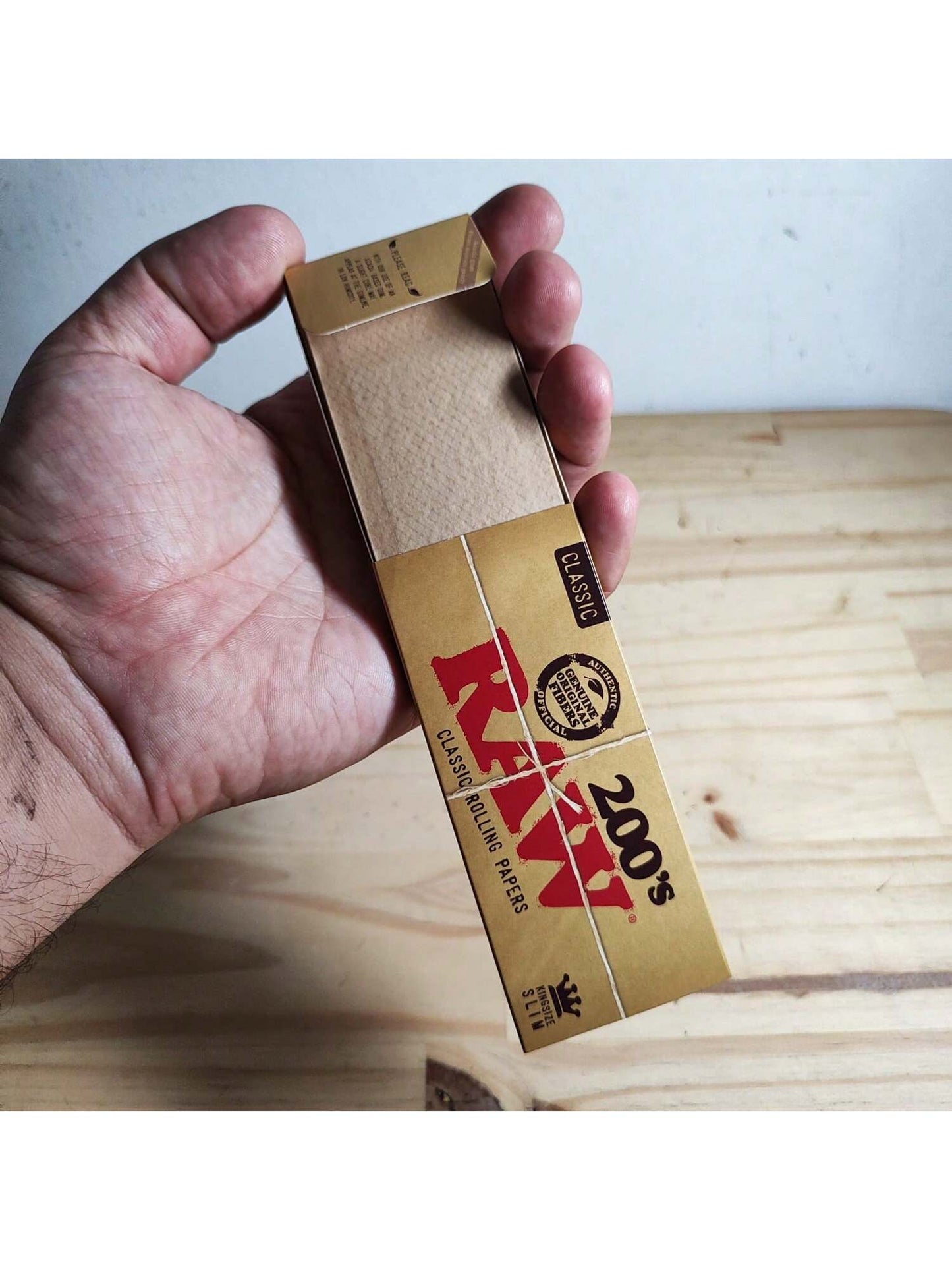 Papel Para Cigarros Raw 300 Folhas