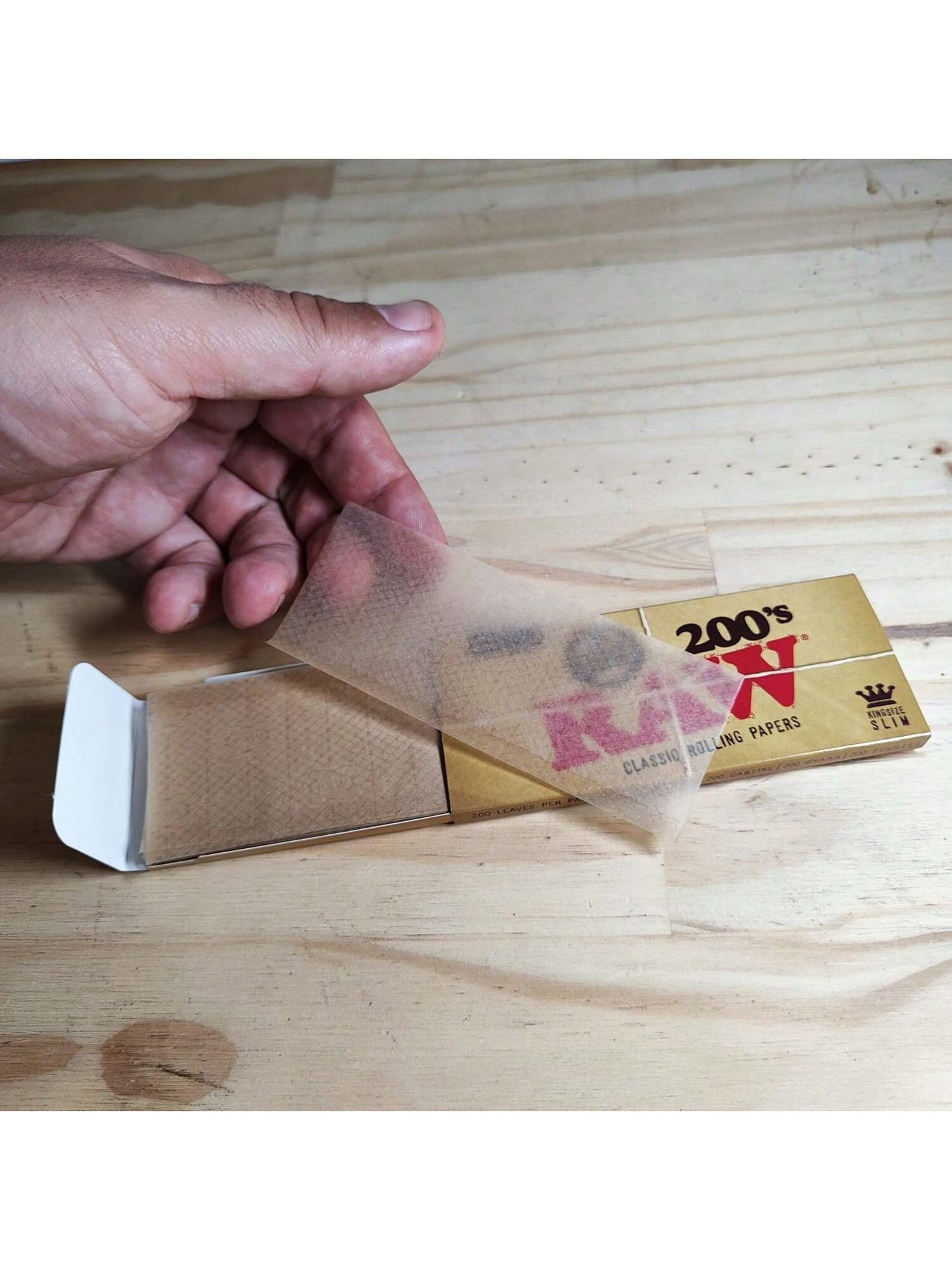 Papel Para Cigarros Raw 300 Folhas